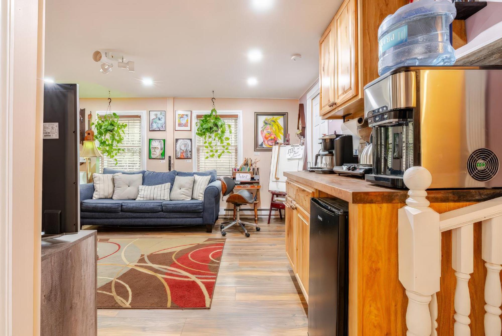 The Artist Loft - Poconos - Hot Tub Holiday home Scotrun